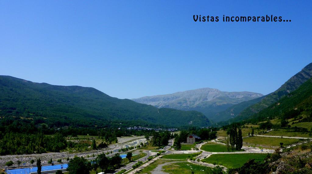 La Llardana Affittacamere Benasque Esterno foto