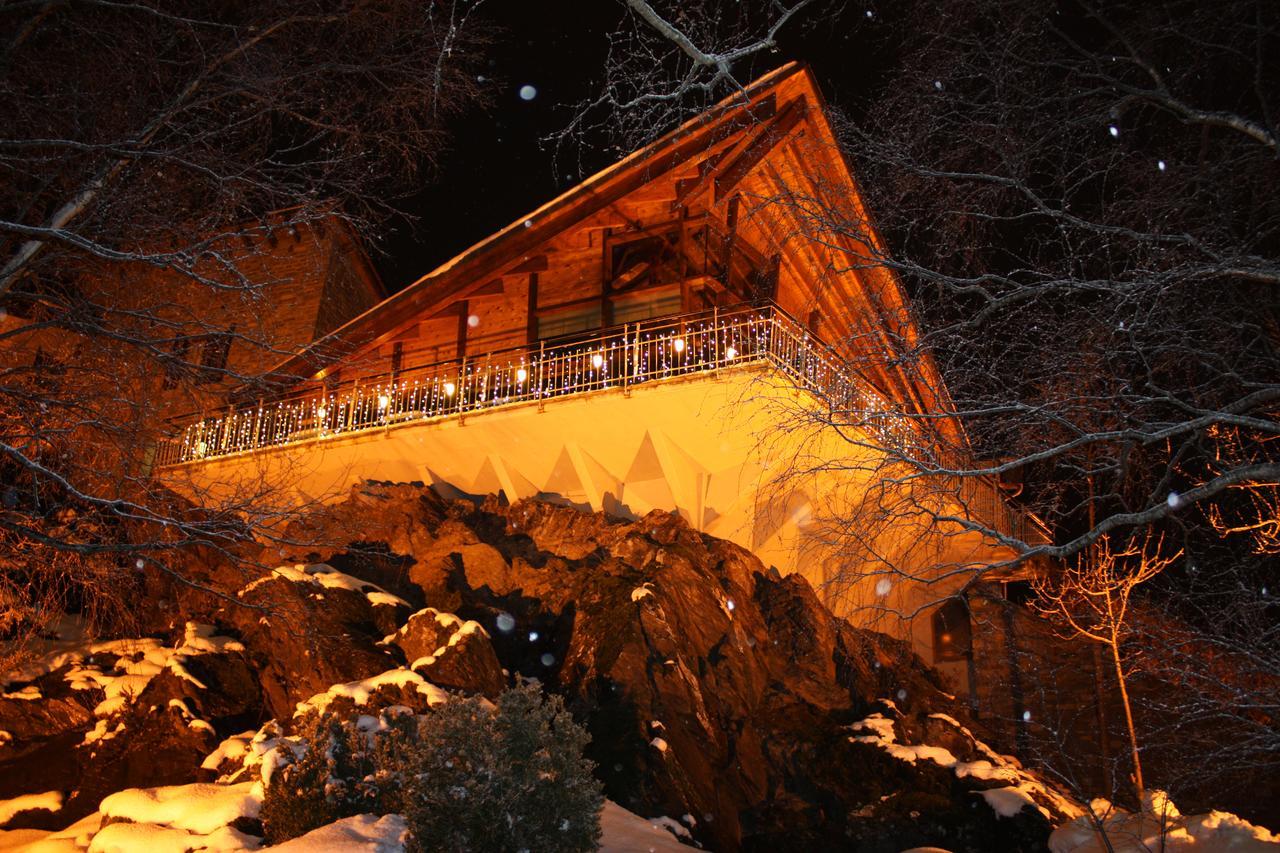 La Llardana Affittacamere Benasque Esterno foto